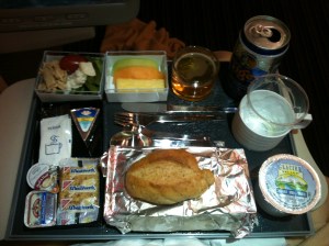 Dinner With Potatoe and Tuna Salad, Fresh Fruit