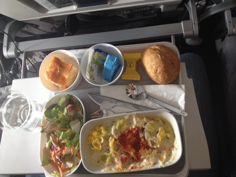 Lufthansa Lunch: Pasta in Tomnato Sauce, Salad, Apricot Cake, Chese and Crackers, Chocolate