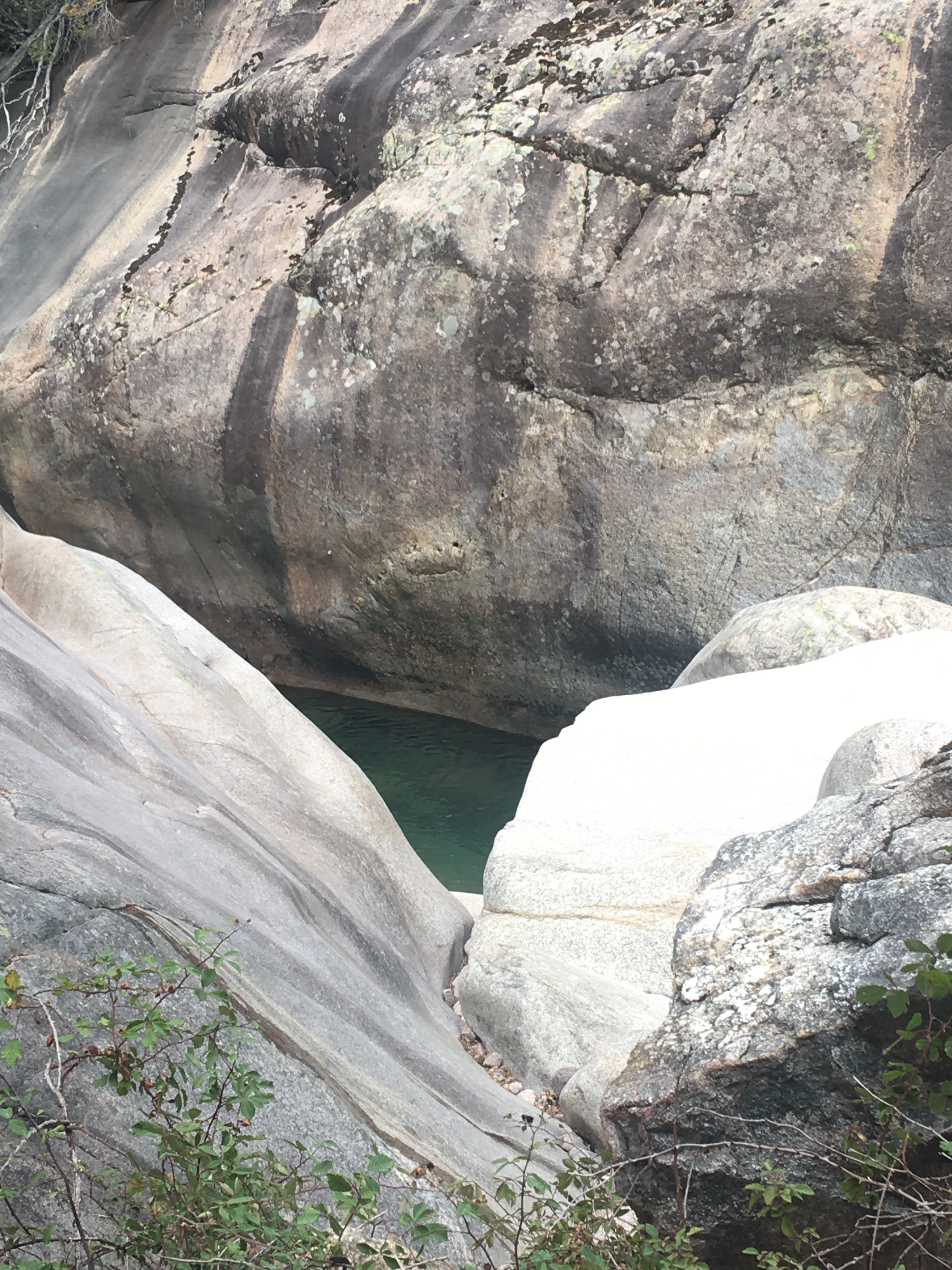 Fluss- und Gumpenwanderung am Figarella-Bach