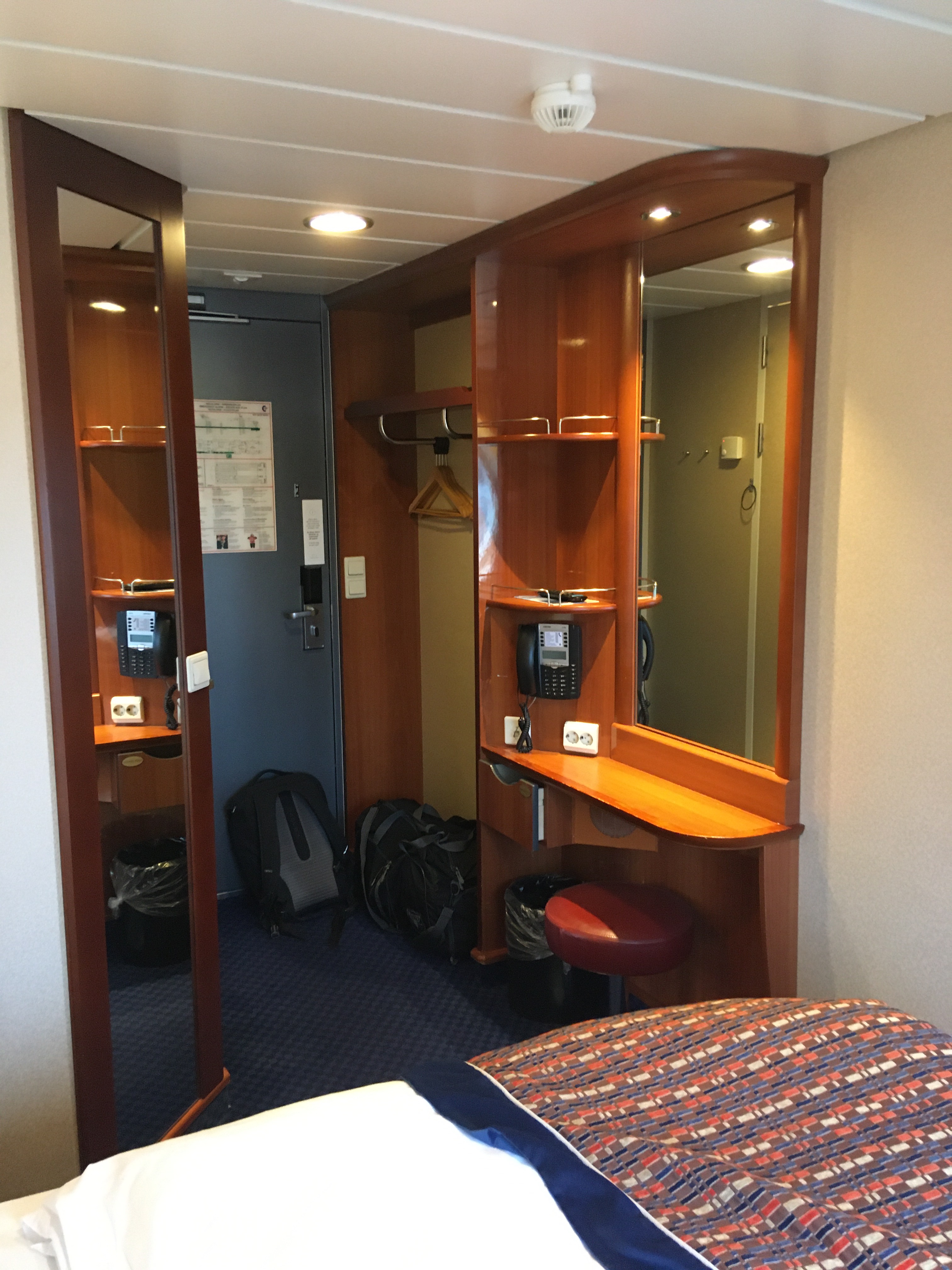 Ferry cruise Kiel - Oslo ***seaview cabin