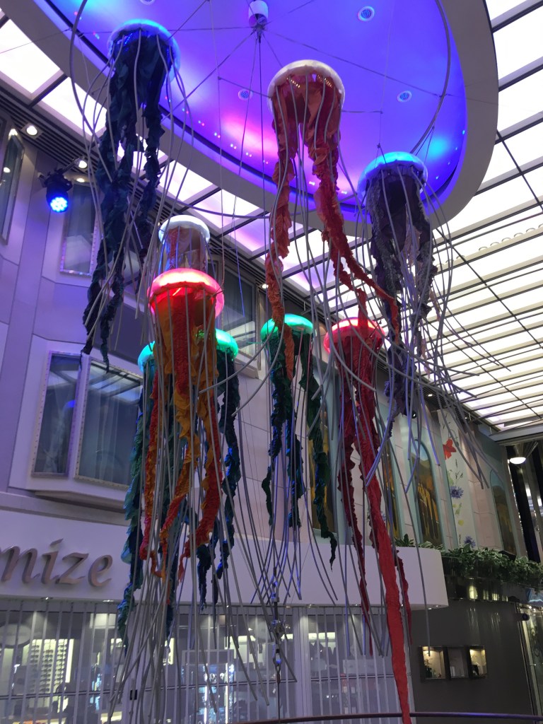 Ferry Cruise Kiel - Oslo promenade deck Color Magic