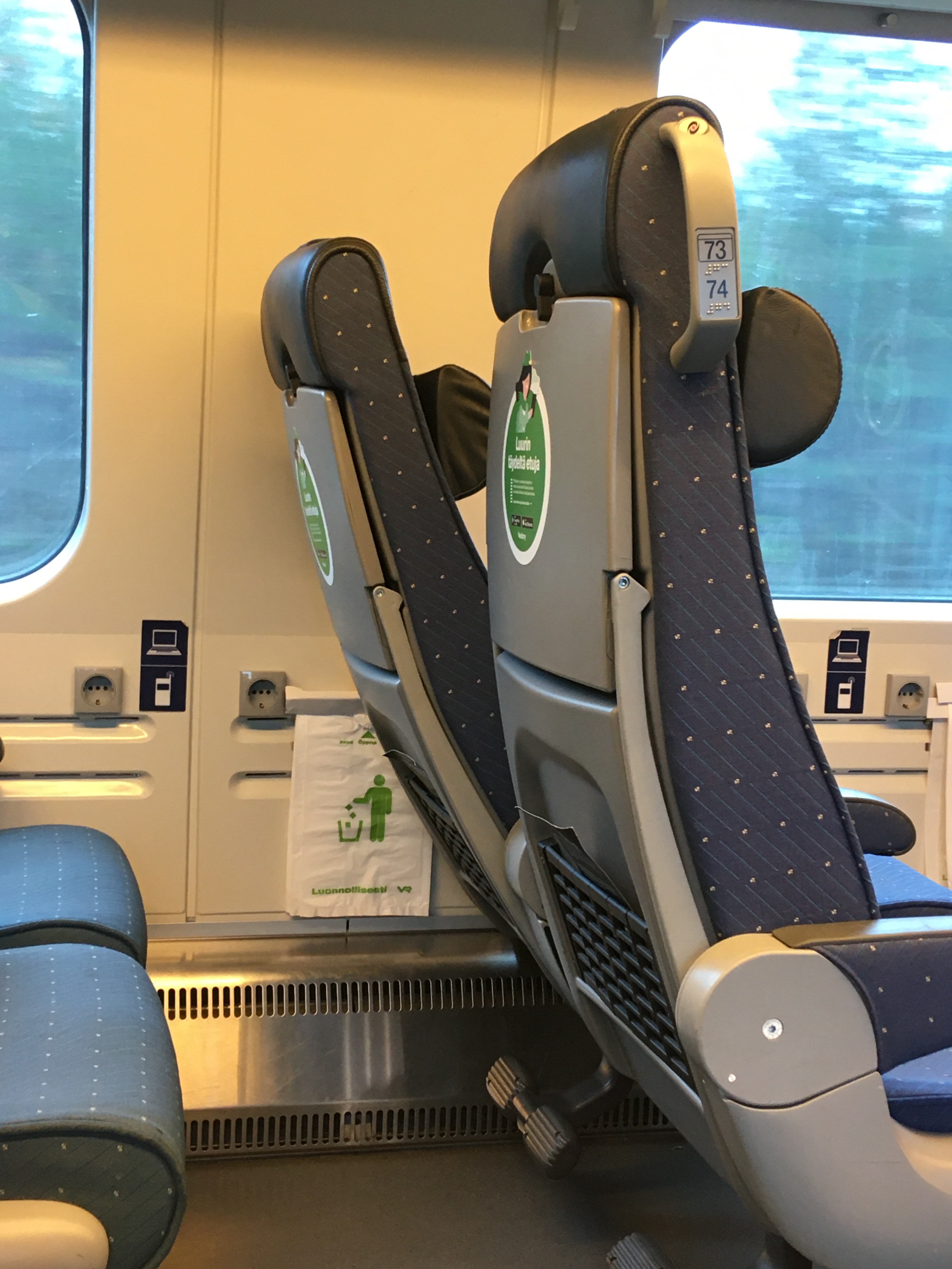 VR Helsinki - Joenssu Seating aboard InterCity 11, Eko Class Upper Deck