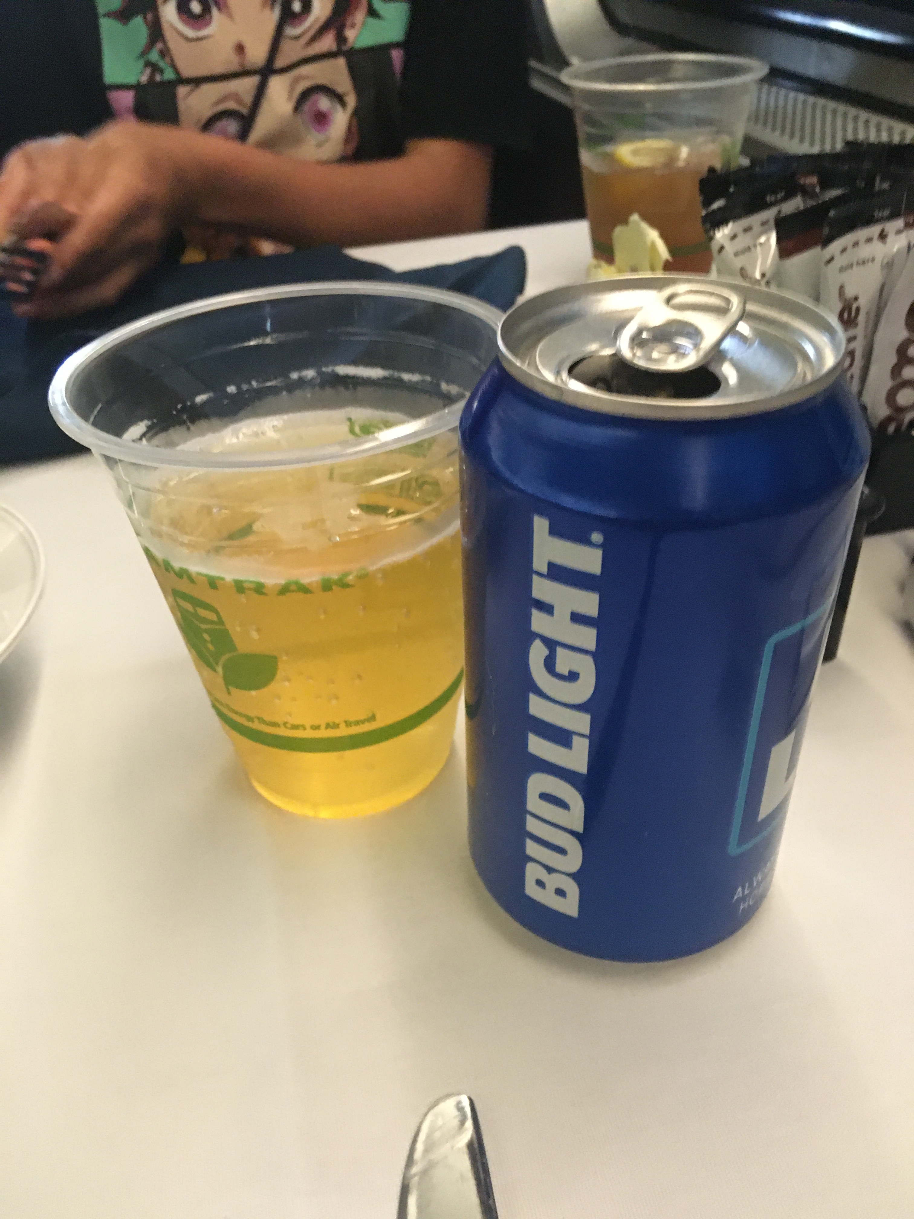 Amtrak California Zephyr Dining Car Setup