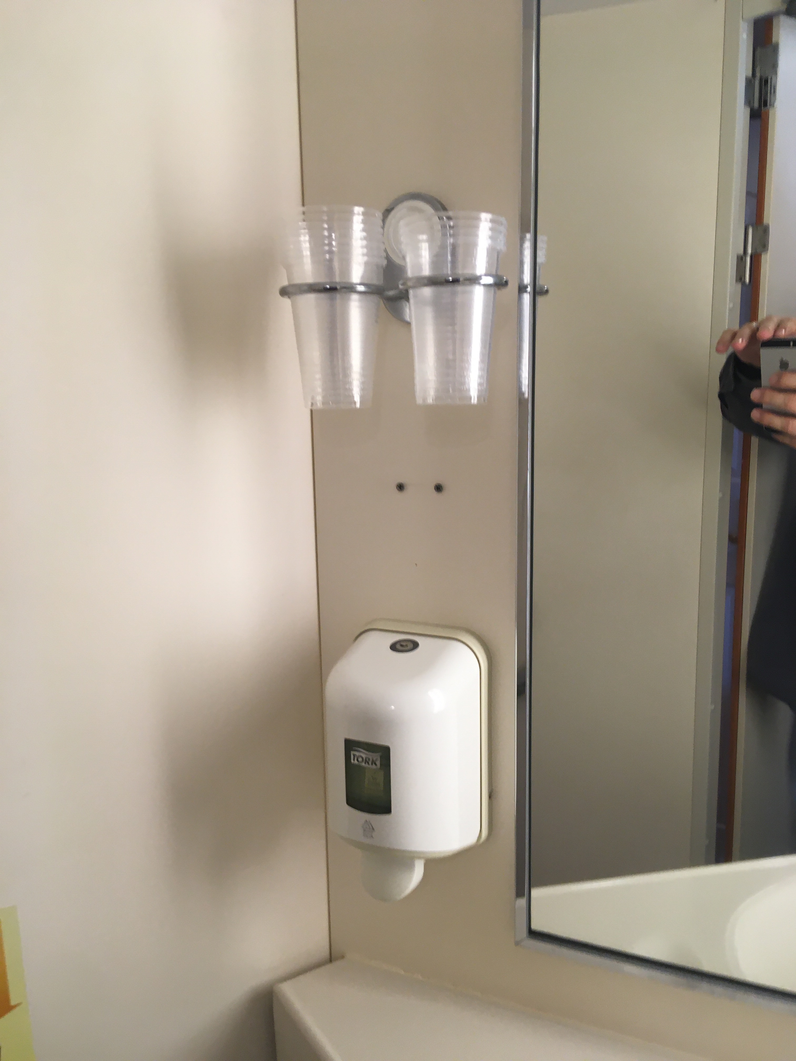 2-berth outboard cabin cruise ferry M/V Romantika