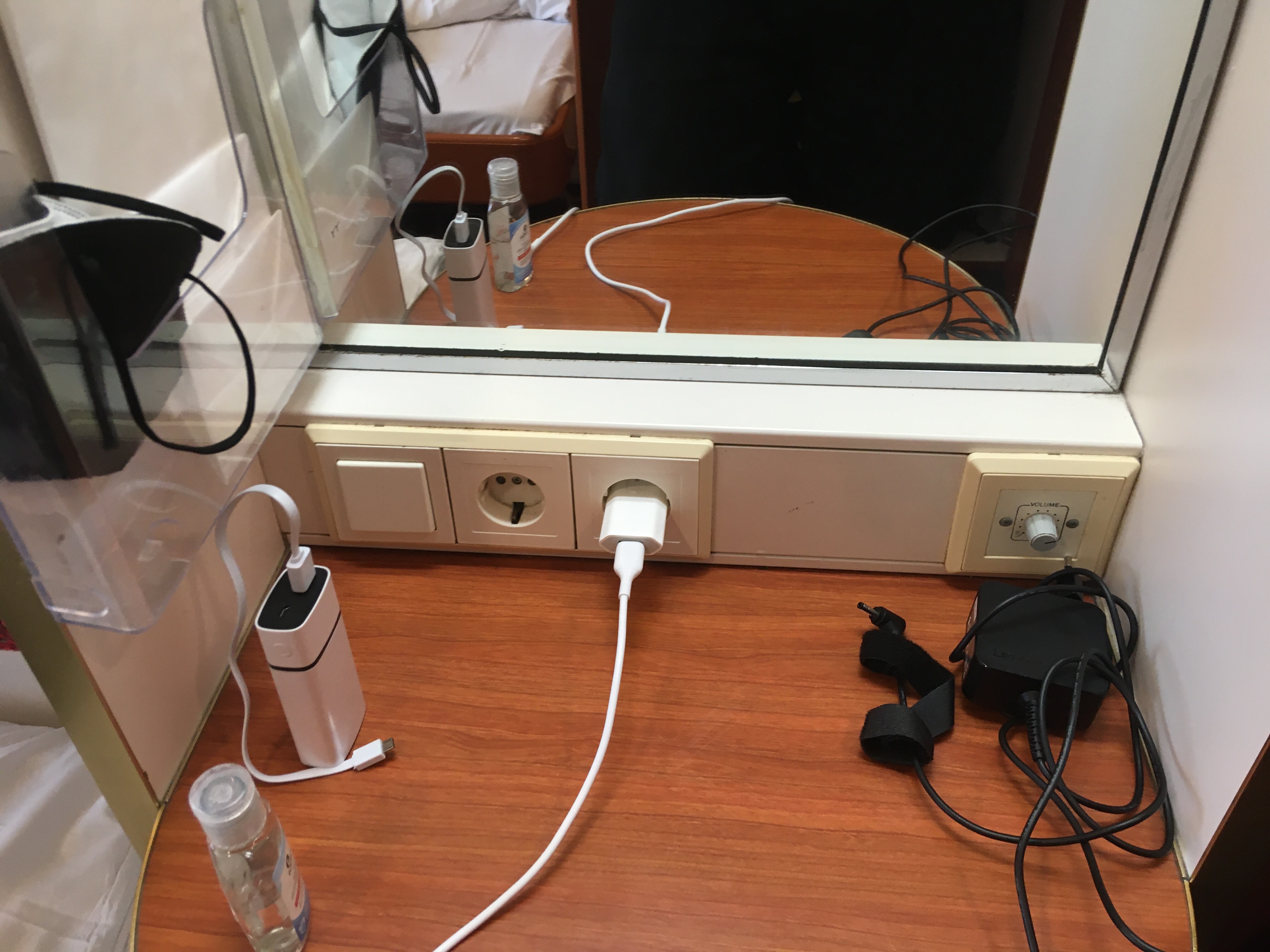 2-berth outboard cabin cruise ferry M/V Romantika