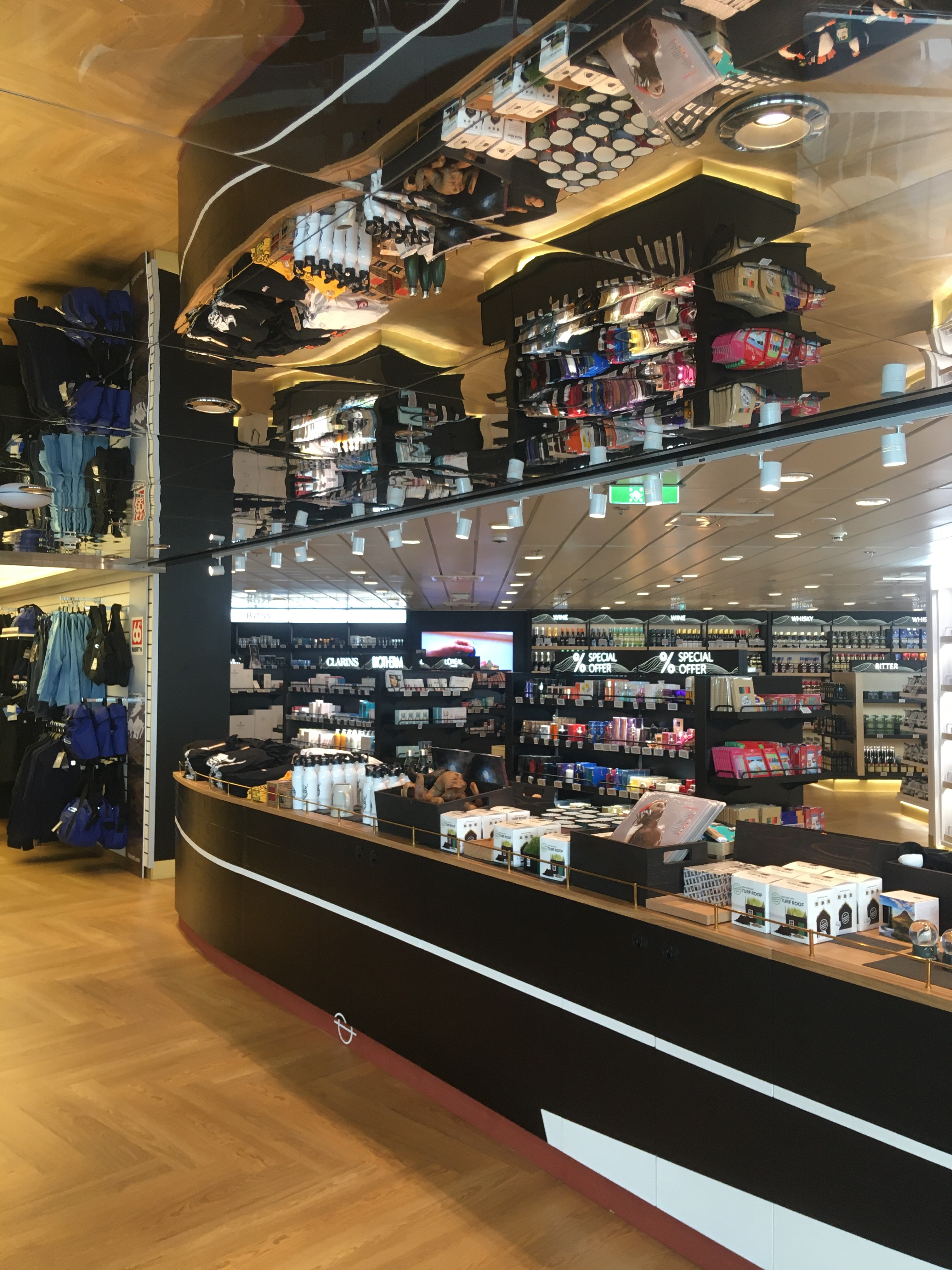 Tax free shop in ferry Norröna