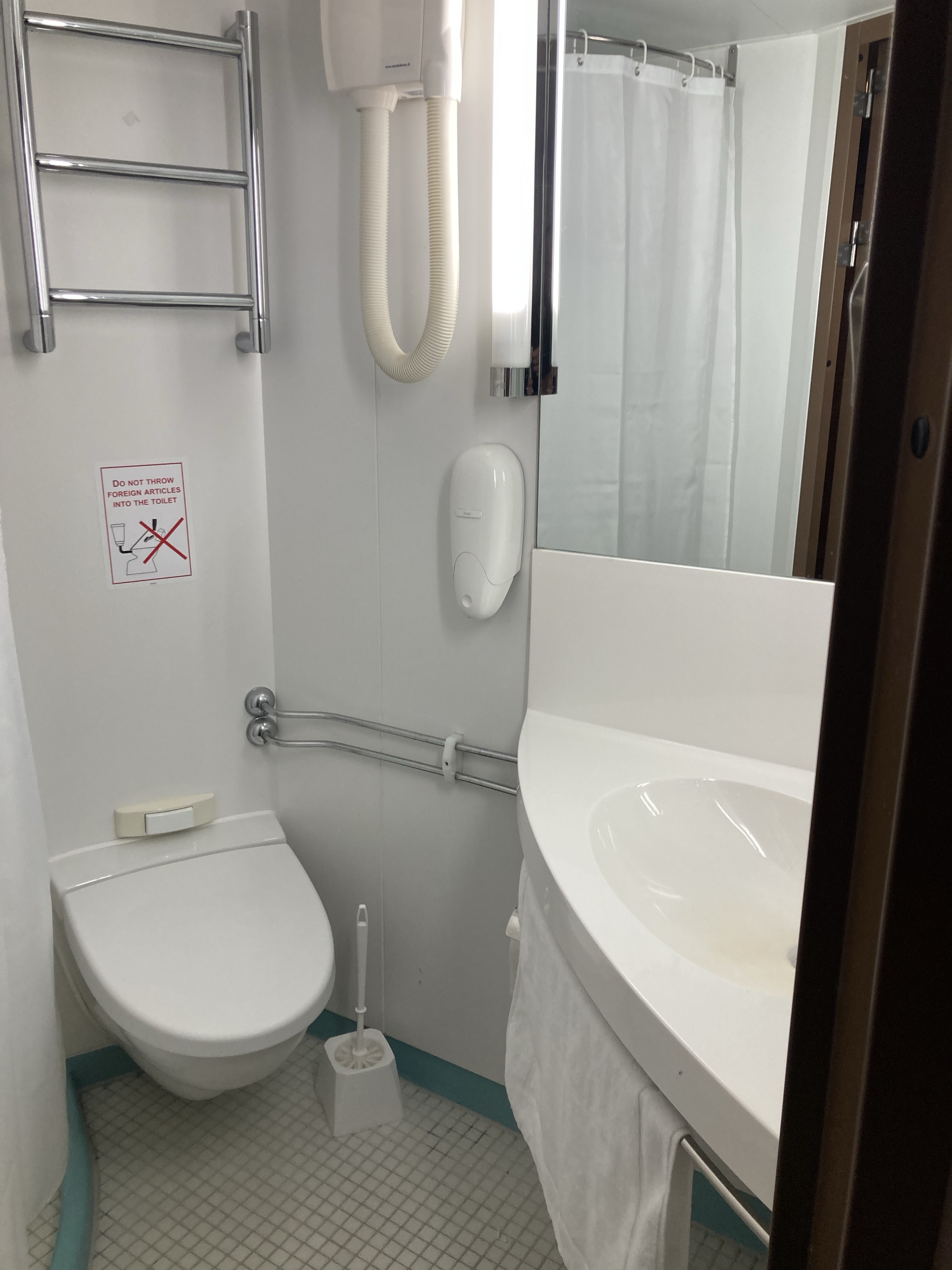 Ferry Finnstar 4-berth outboard cabin