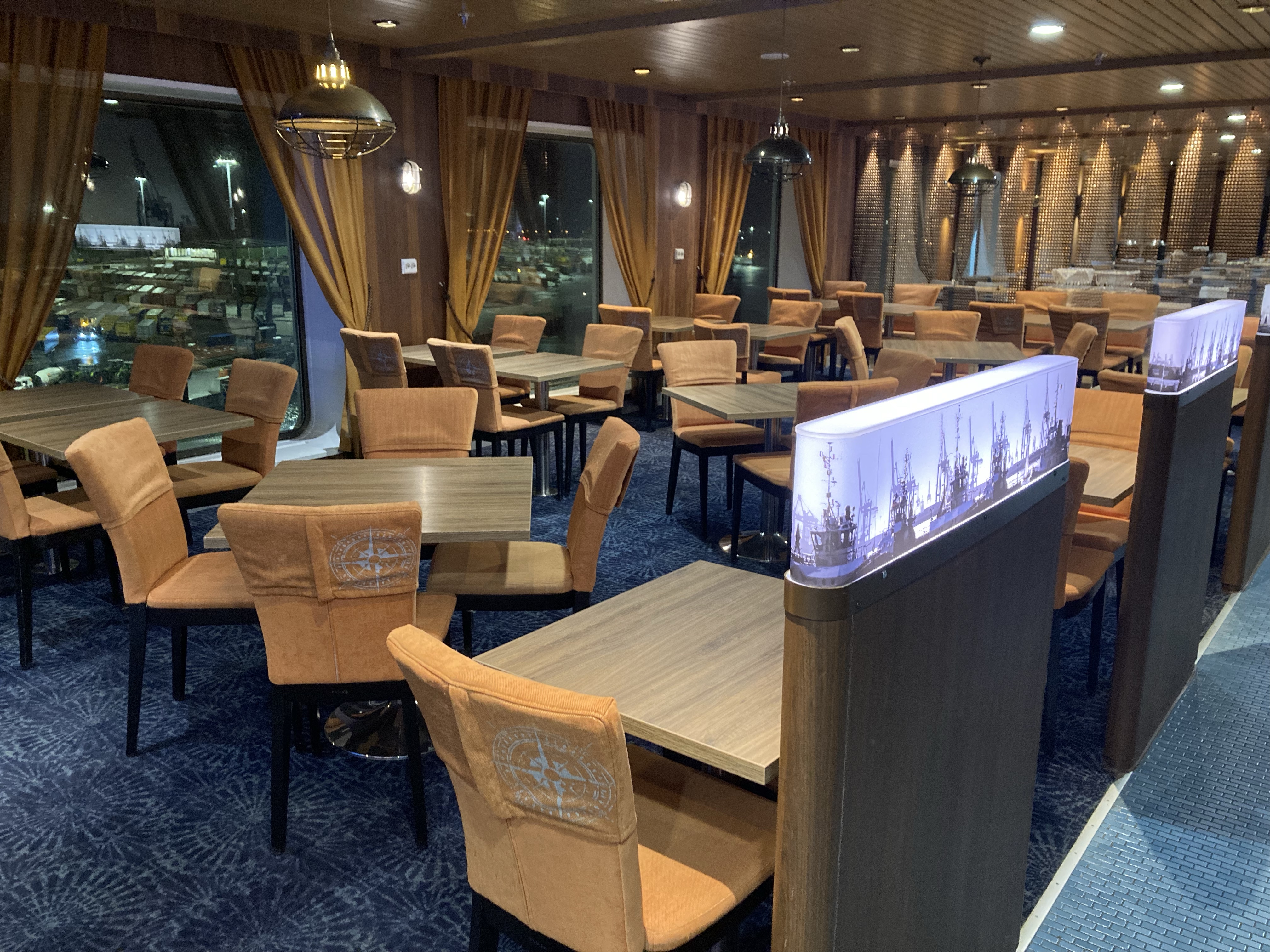 Ferry Finnstar "Mare Balticum" buffet restaurant