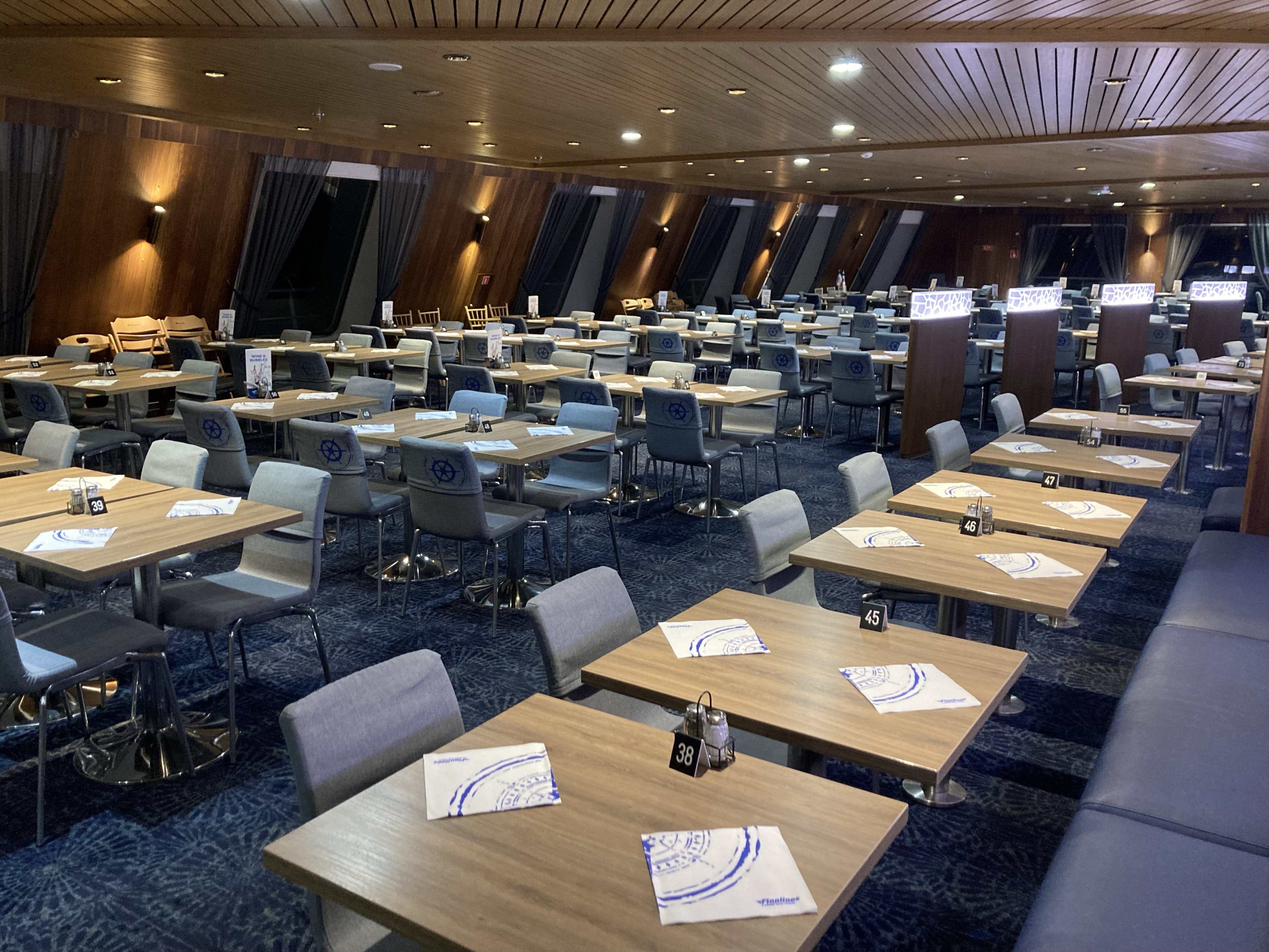 Ferry Finnstar "Mare Balticum" buffet restaurant