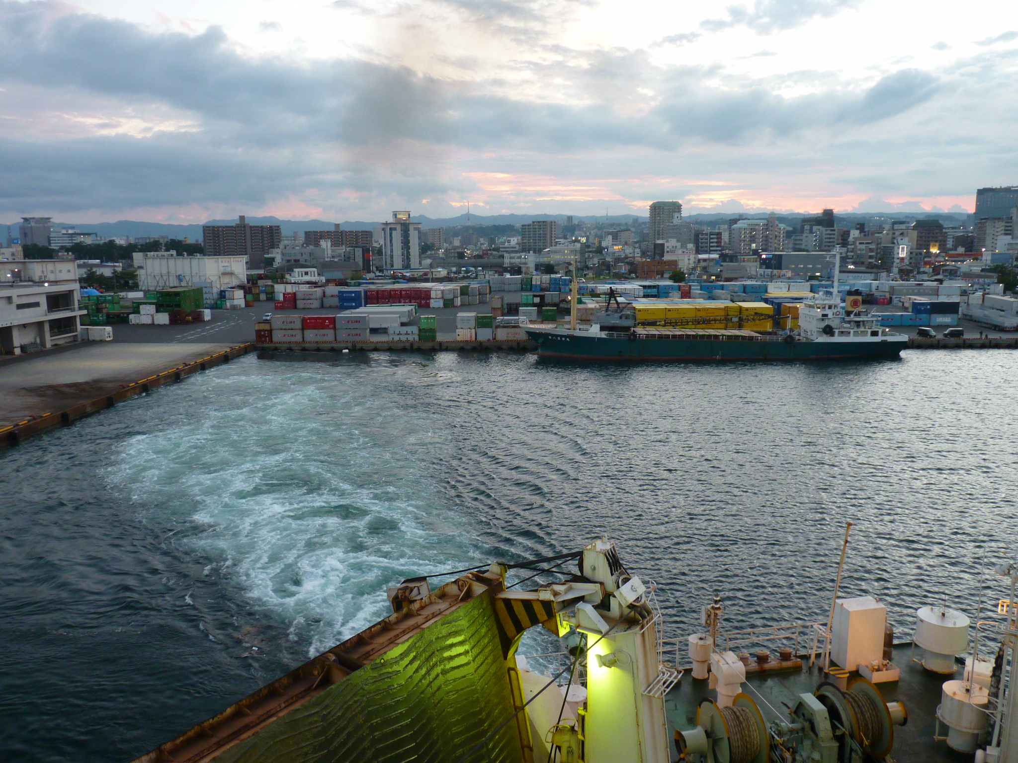 Ferry Akebono leaving Kagoshima Shinko Port