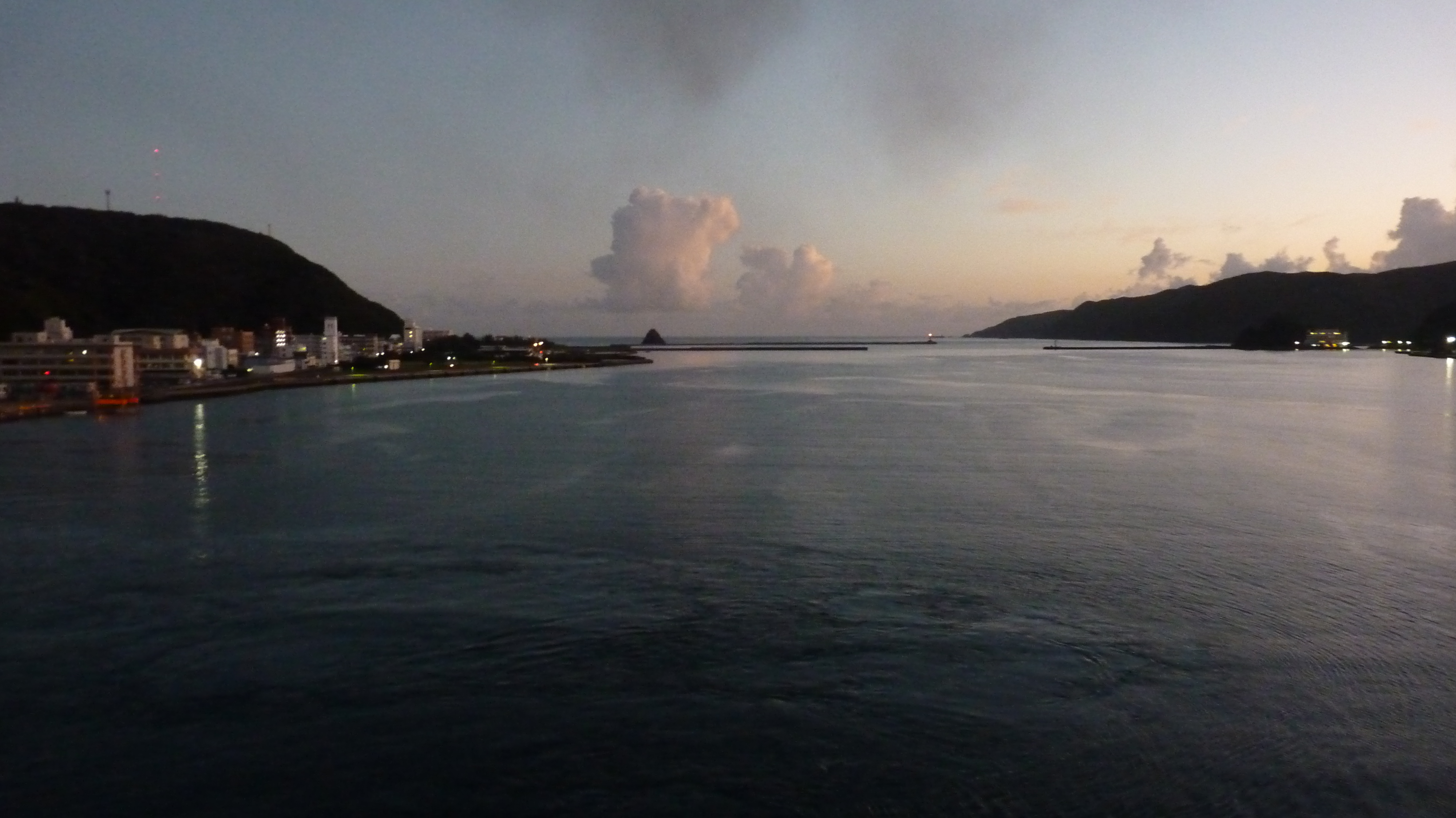 Ferry Akebono arriving in Naze
