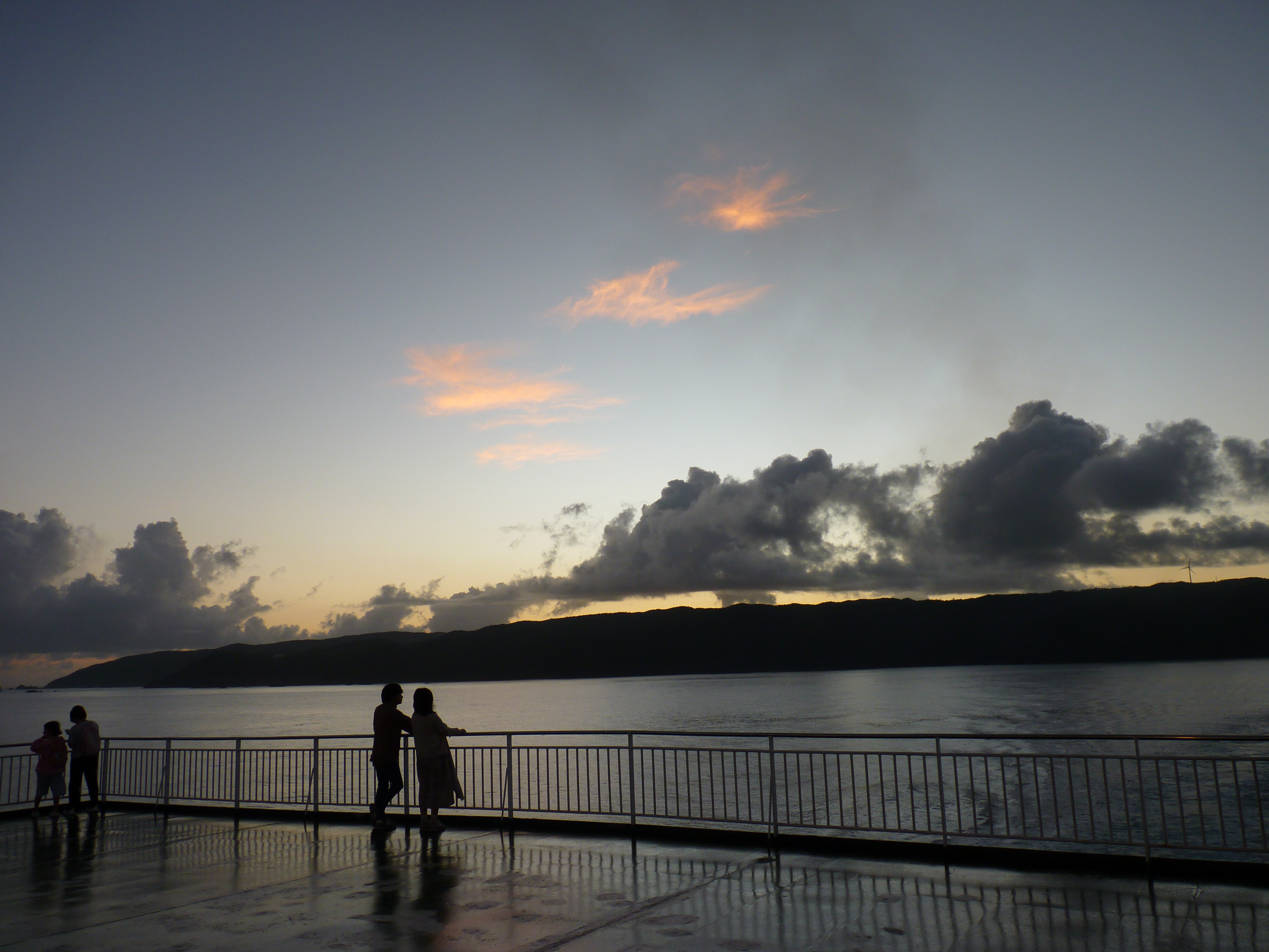 Ferry Akebono leaving Naze