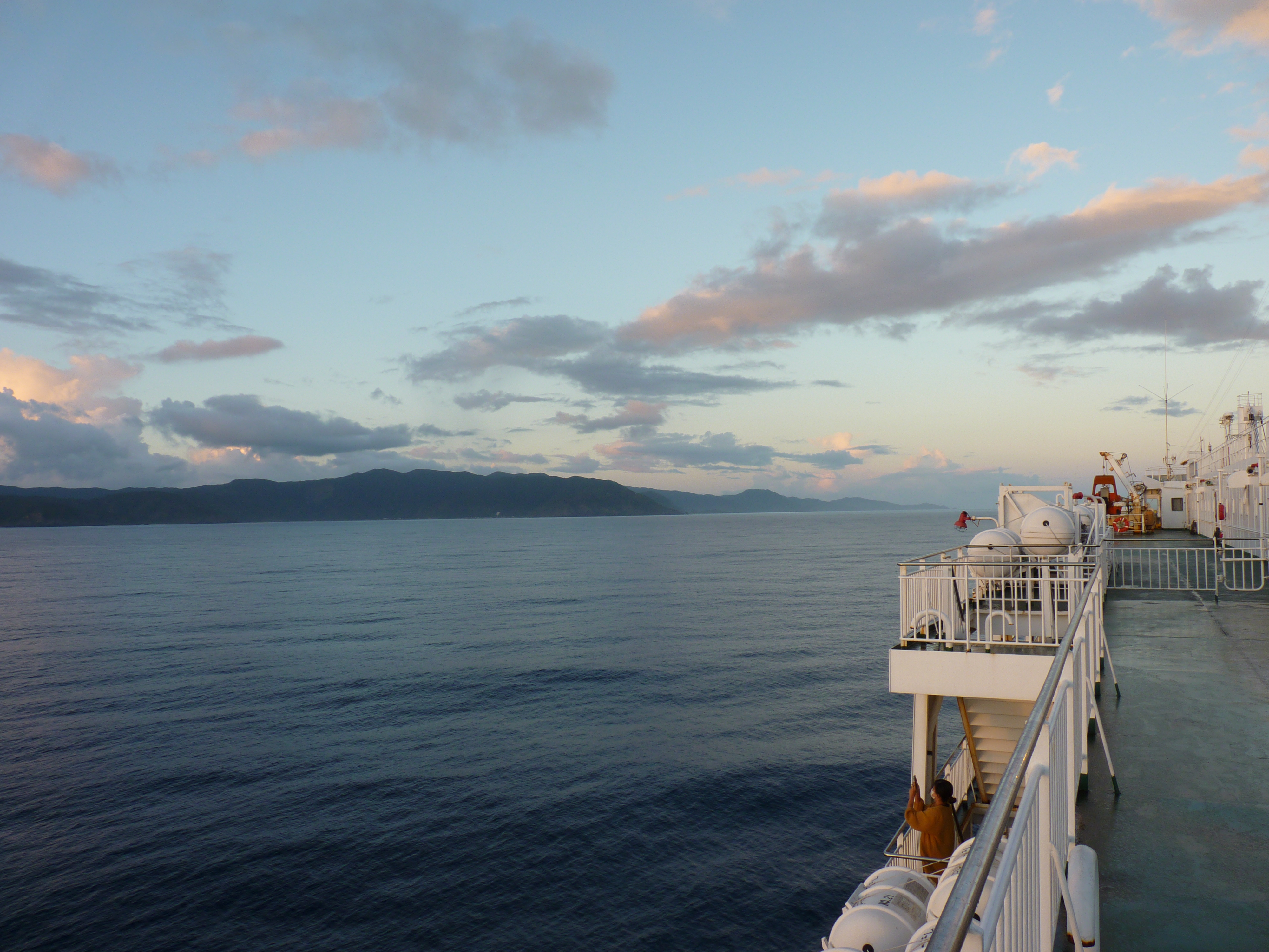 Ferry Akebono leaving Naze