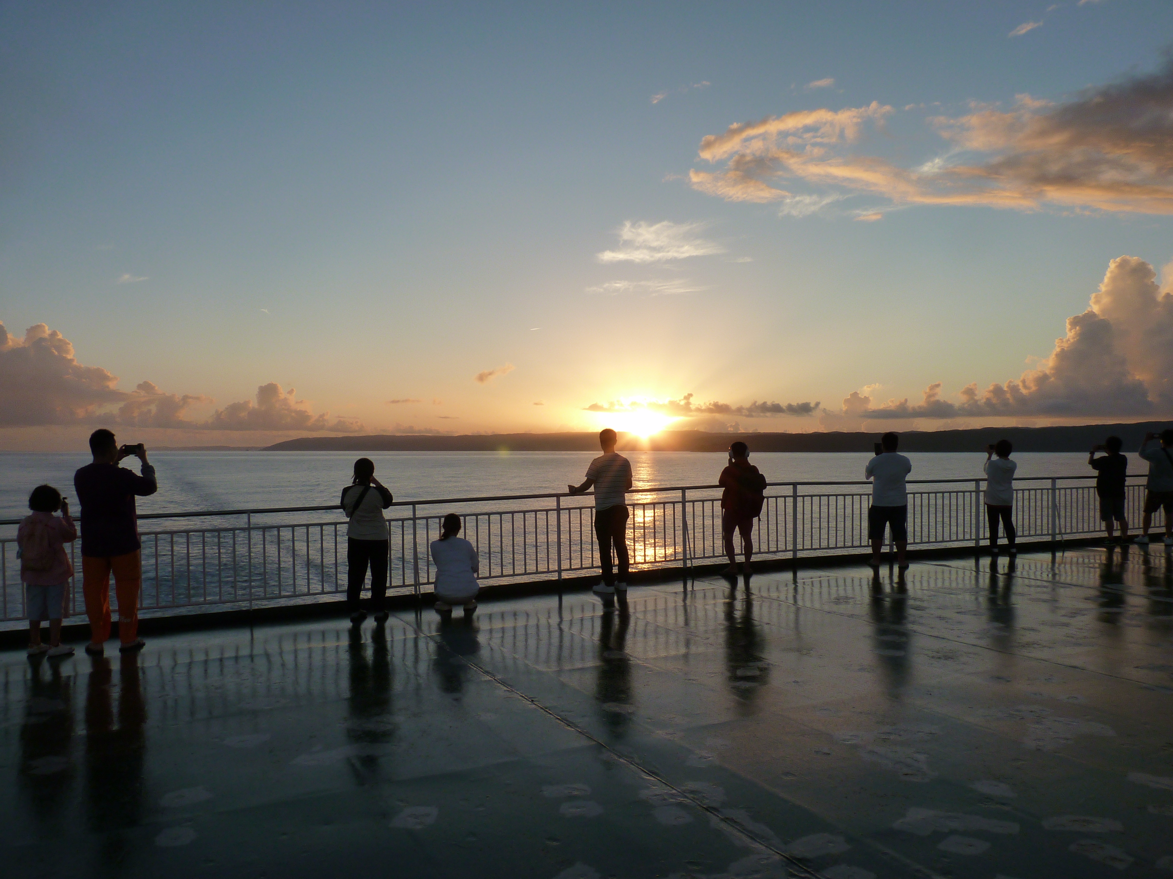Ferry Akebono leaving Naze