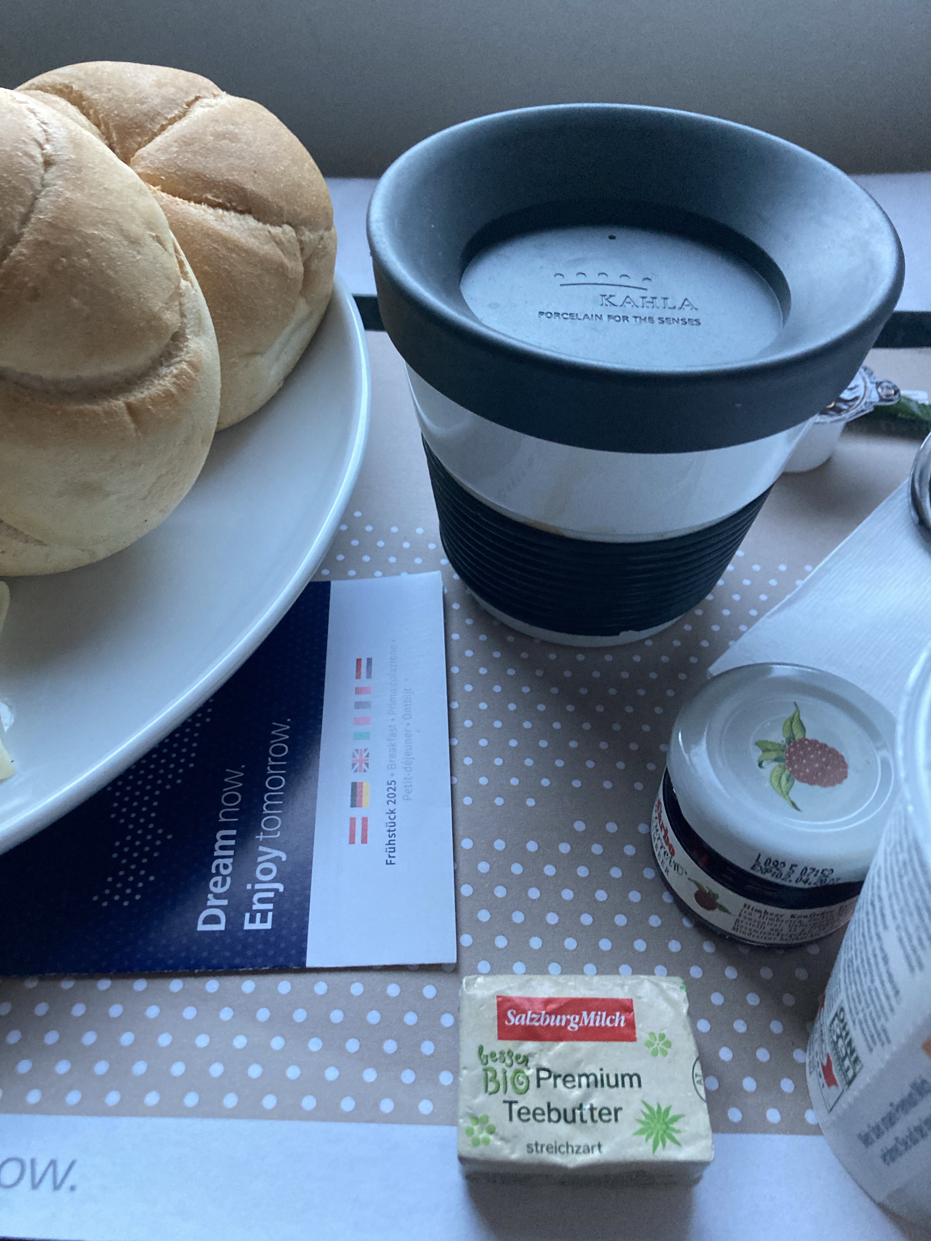 ÖBB Night Jet (sleeper train) Berlin-Vienna: 2nd class sleeper breakfast